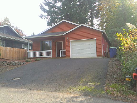 2nd image of 2320 NE 21st St
