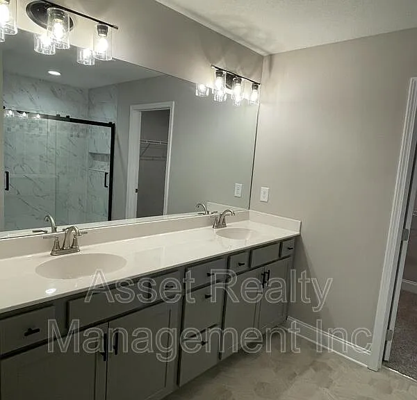 338 Broadberry Ave — Photo 21