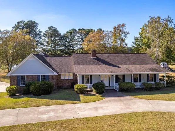 395 E Emerald Lake Dr, Sumter, SC 29153