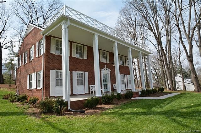1st image of 569 Lakeside Dr