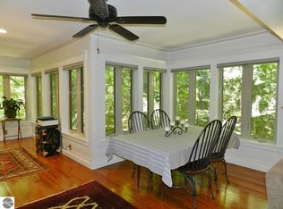 12055 S Woodwinds Cir APT 23, Traverse City, MI 49684
