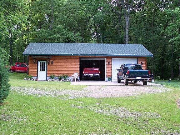 Detached Garage