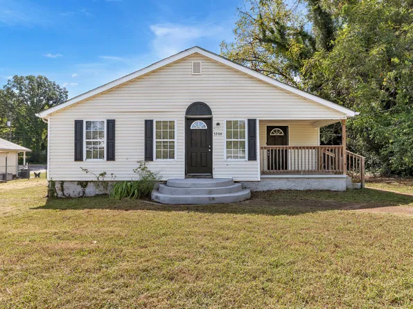 3206 Dyer St, Chattanooga, TN 37411