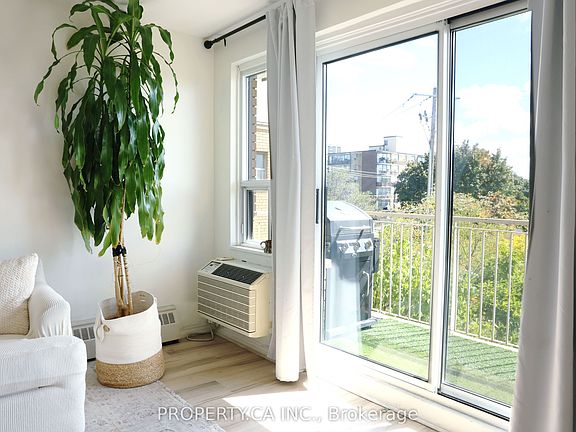 3rd image of 60 Gulliver Rd Unit 303
