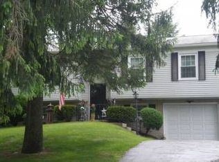 605 Woodland Ave, Dallastown, PA 17313