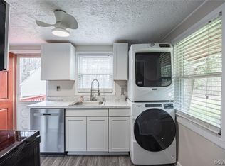 13070 Auburn Mill Rd, Glen Allen, VA 23059