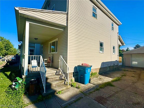 2nd image of 2044 E 29th St