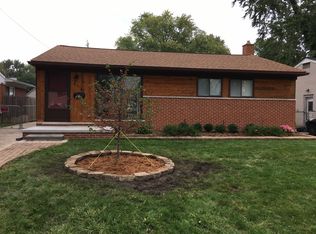 23137 Socia St, Saint Clair Shores, MI 48082