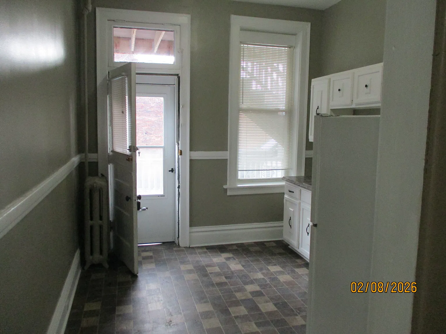 140 Loras — Photo 3