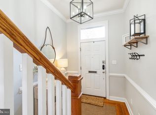 652 N Sydenham St, Philadelphia, PA 19130
