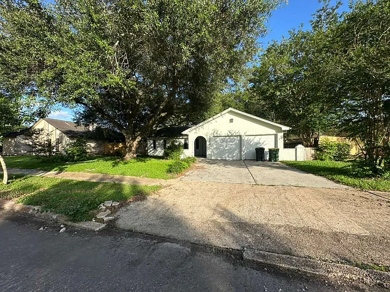 5408 Cunningham Dr — Photo 22