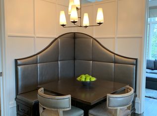 821 S Elm St, Hinsdale, IL