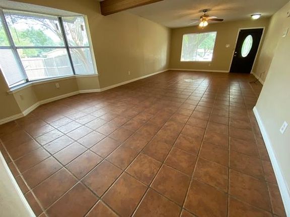 5th image of 2609 Trailridge Dr