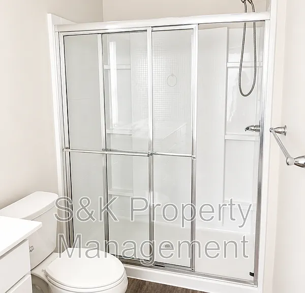 112 Overstreet Ct — Photo 8