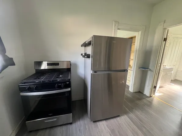 100 Davis St Unit 2, Syracuse, NY 13204