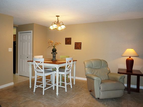 5th image of 4766 Tangerine Ave #4766