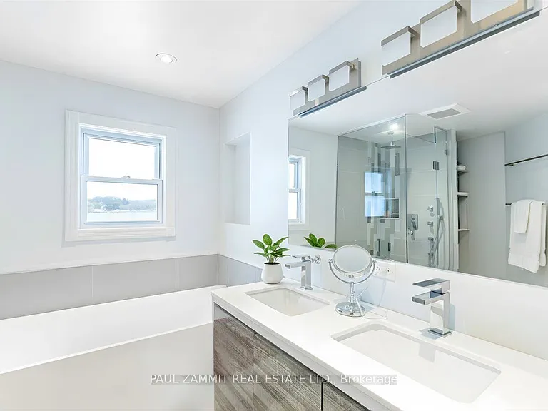 210 Bayview Fairways Dr — Photo 19