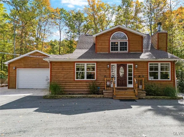 271 Four Seasons Dr, Drums, PA 18222