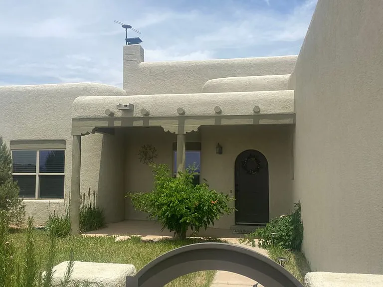 6045 Matamoros Rd NE — Photo 14