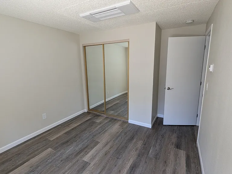 12130-12150 SW Gingham Ln — Photo 3
