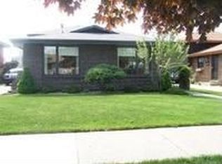 8000 Sayre Ave, Burbank, IL 60459