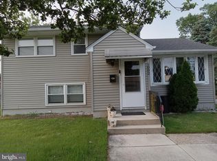 1002 Turnerville Rd, Pine Hill, NJ 08021