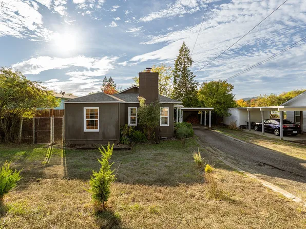 1650 NE Winter St, Roseburg, OR 97470