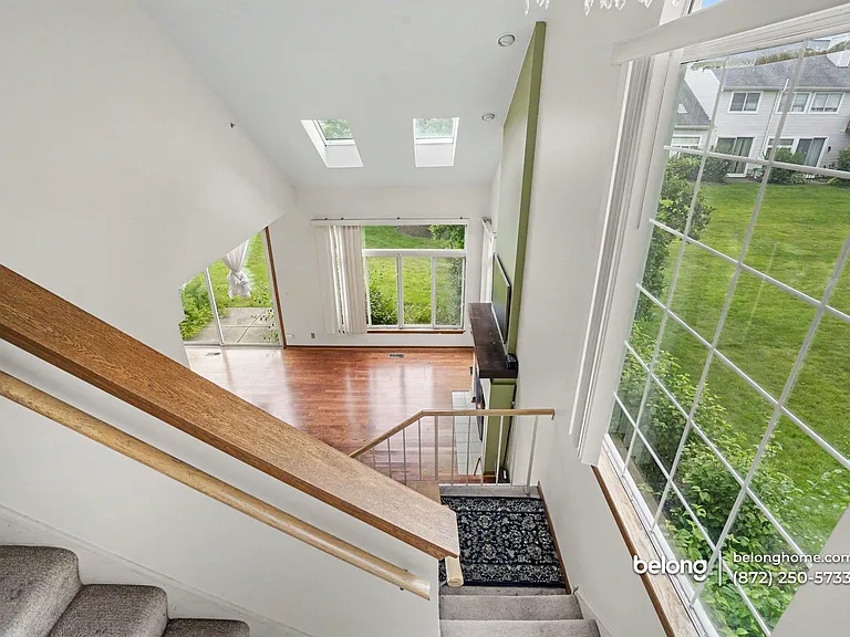 1157 E Cambria Ln S — Photo 4