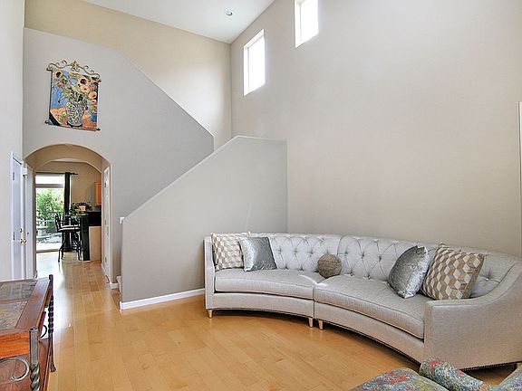3rd image of 2818 Ineisa Ct