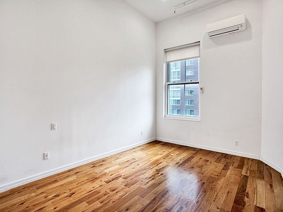 5th image of 365 Canal St APT 2A