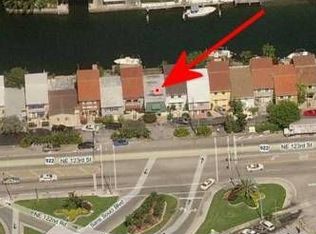 2039 NE 123rd St, North Miami, FL 33181
