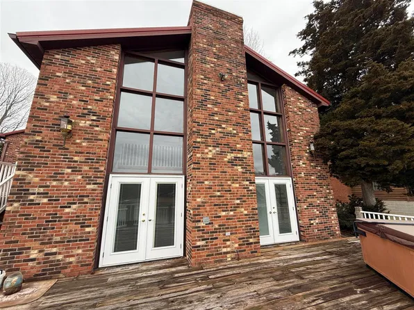 1537 State Highway 1055 W, Eddyville, KY 42038