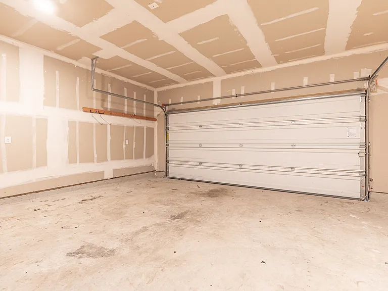 3923 Ivy Path — Photo 27