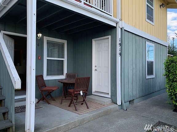 3rd image of 1919 S I St APT 6