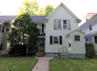1628 2nd Ave SE, Cedar Rapids, IA 52403