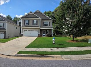 720 Country Ridge Dr, Hoschton, GA 30548