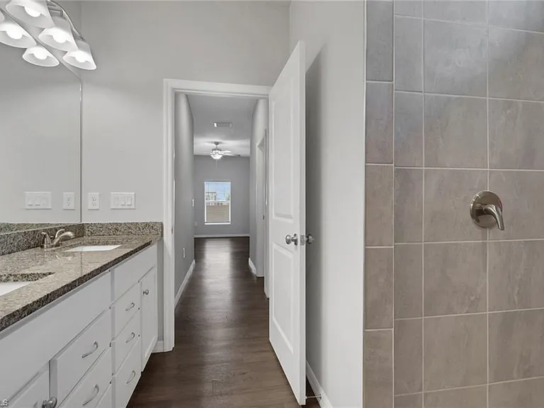 1314 NW 7th Ave — Photo 17