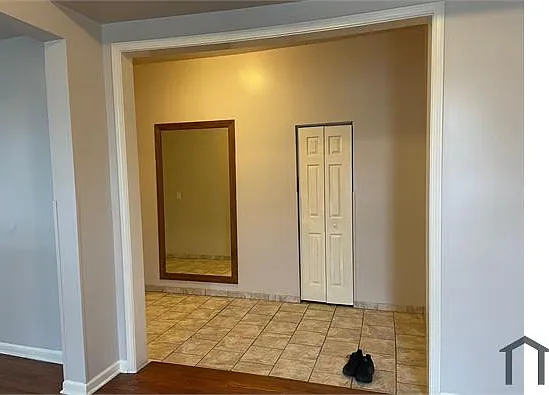 3 bed, $1,700 — Photo 4