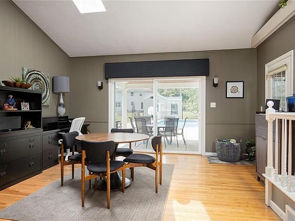 5th image of 85 Countryside Ln
