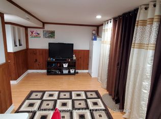 371 Orton Park Rd #36, Toronto, ON M1G 3V1