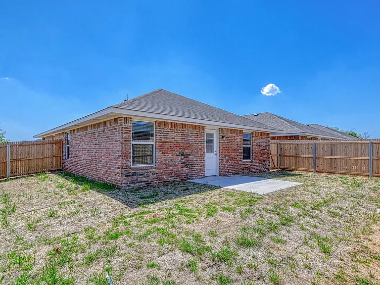 2723 Varenna Ct — Photo 26