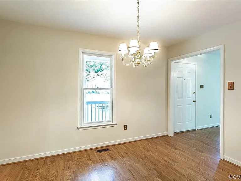 8908 Castle Point Dr — Photo 11