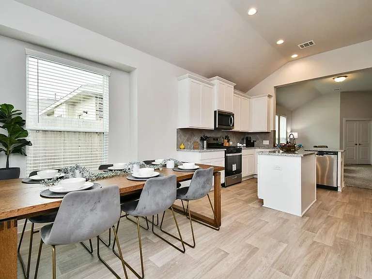 7847 Grand Louis Way — Photo 21