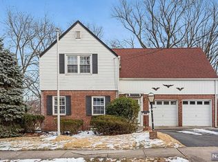 211 Overpeck Ave, Ridgefield Park, NJ 07660