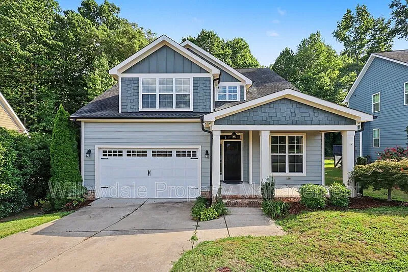 Lakestone Village — Photo 1