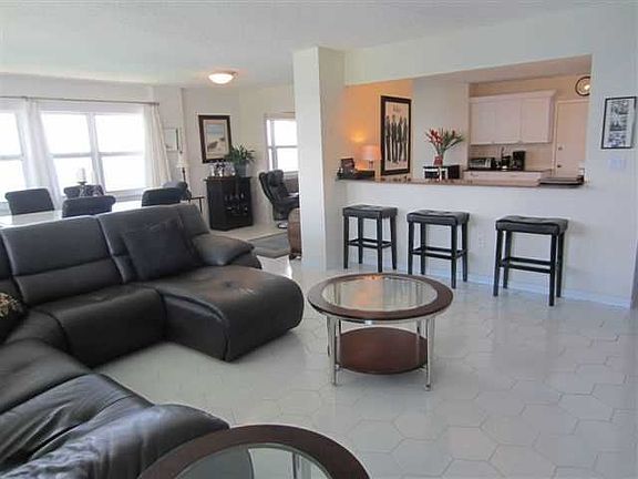 3rd image of 3400 Galt Ocean Dr Ph 1