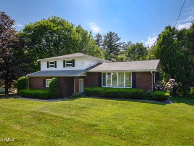 31 Autumn Dr, North Adams, MA, 01247