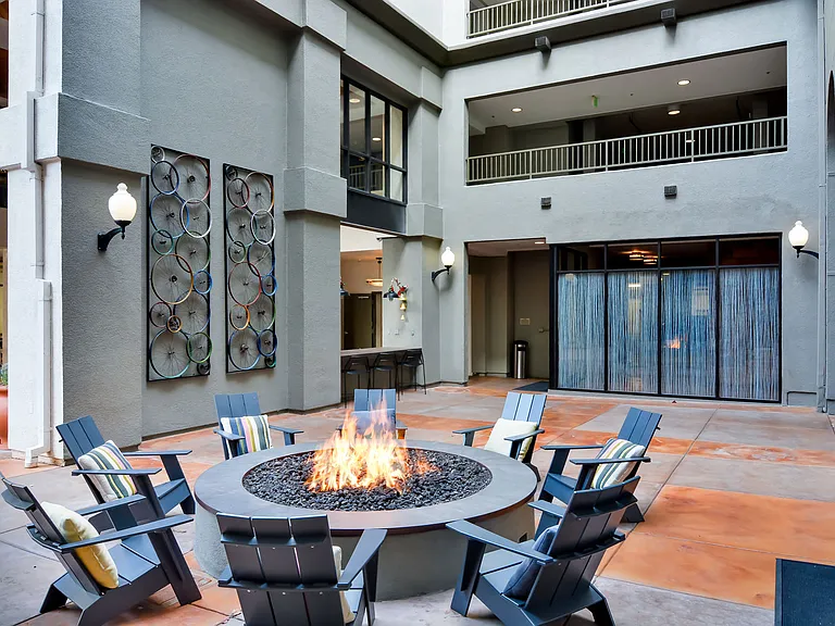 Fire pit