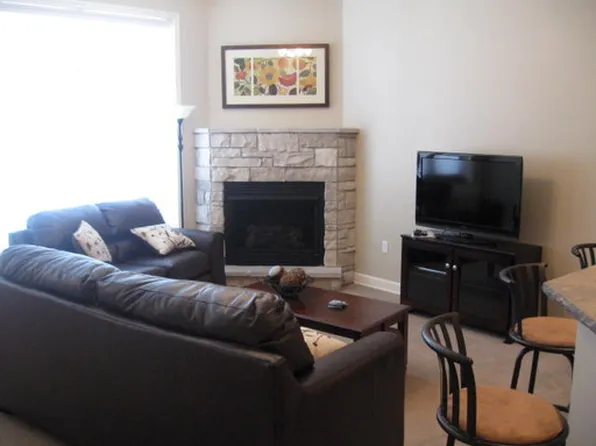 2211 College Ave APT 102, Manhattan, KS 66502