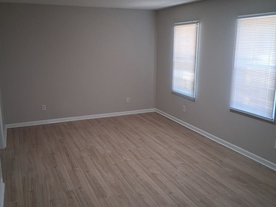 1st image of 1010 Goff Ave